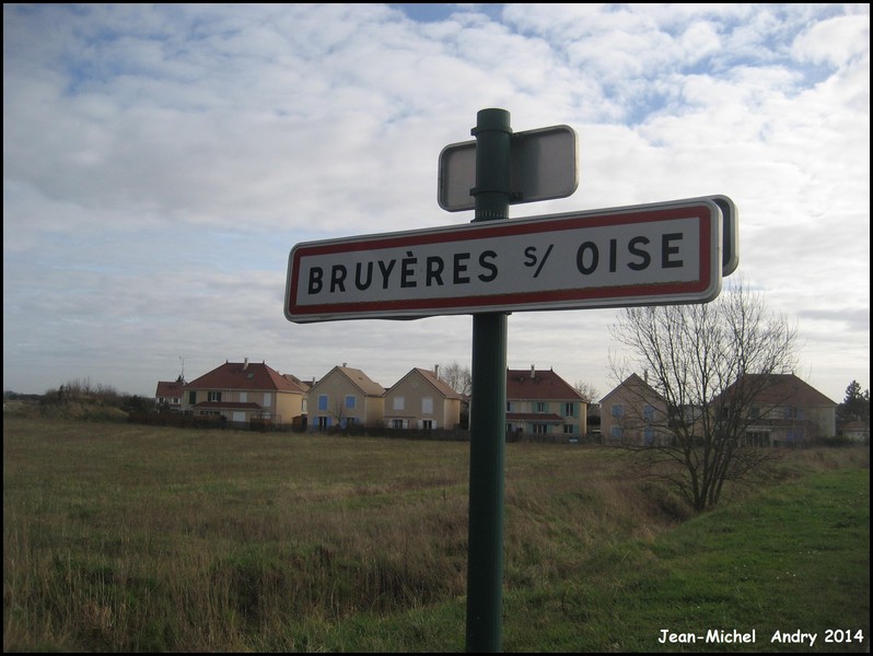 Bruyères-sur-Oise 95 - Jean-Michel Andry.jpg