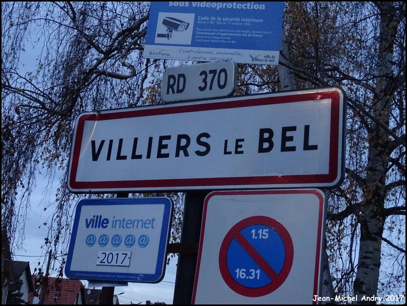 Villiers-le-Bel 95 - Jean-Michel Andry.jpg