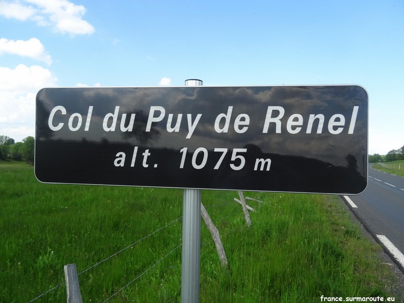 15 Puy-de-Renel.JPG
