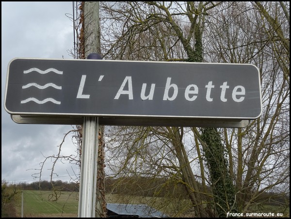 AUBETTE 95.JPG