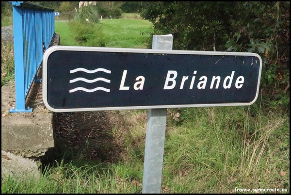 BRIANDE 86.JPG