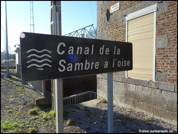 CANAL DE LA SAMBRE A L'OISE 59.JPG
