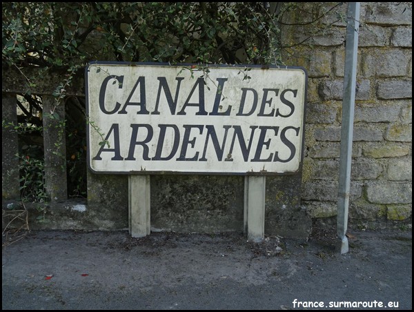 CANAL DES ARDENNES 2 08.JPG