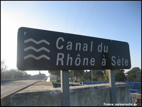 CANAL DU RHONE A SETE 30.JPG