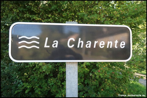 CHARENTE 86.JPG