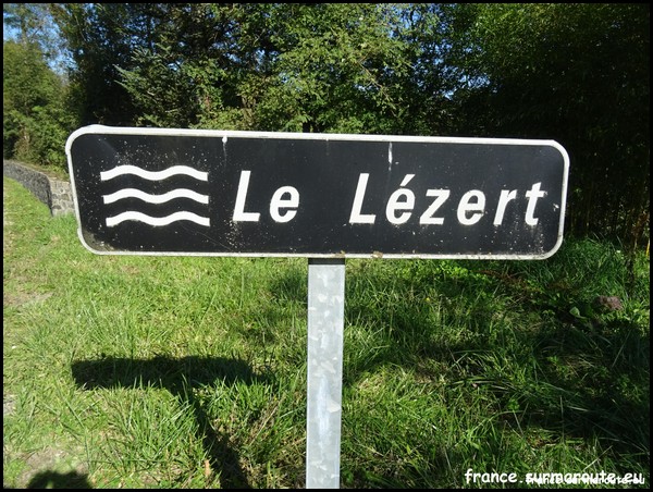 LEZERT 12.JPG